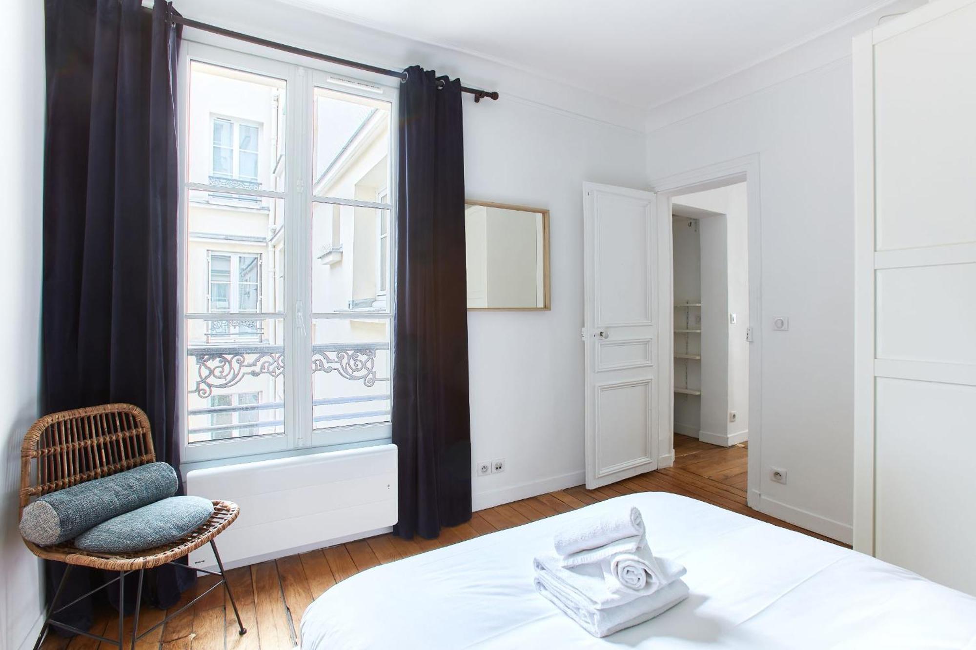 Montmartre & Rue Durantin - 1Br - Cityapartmentstay Párizs Kültér fotó
