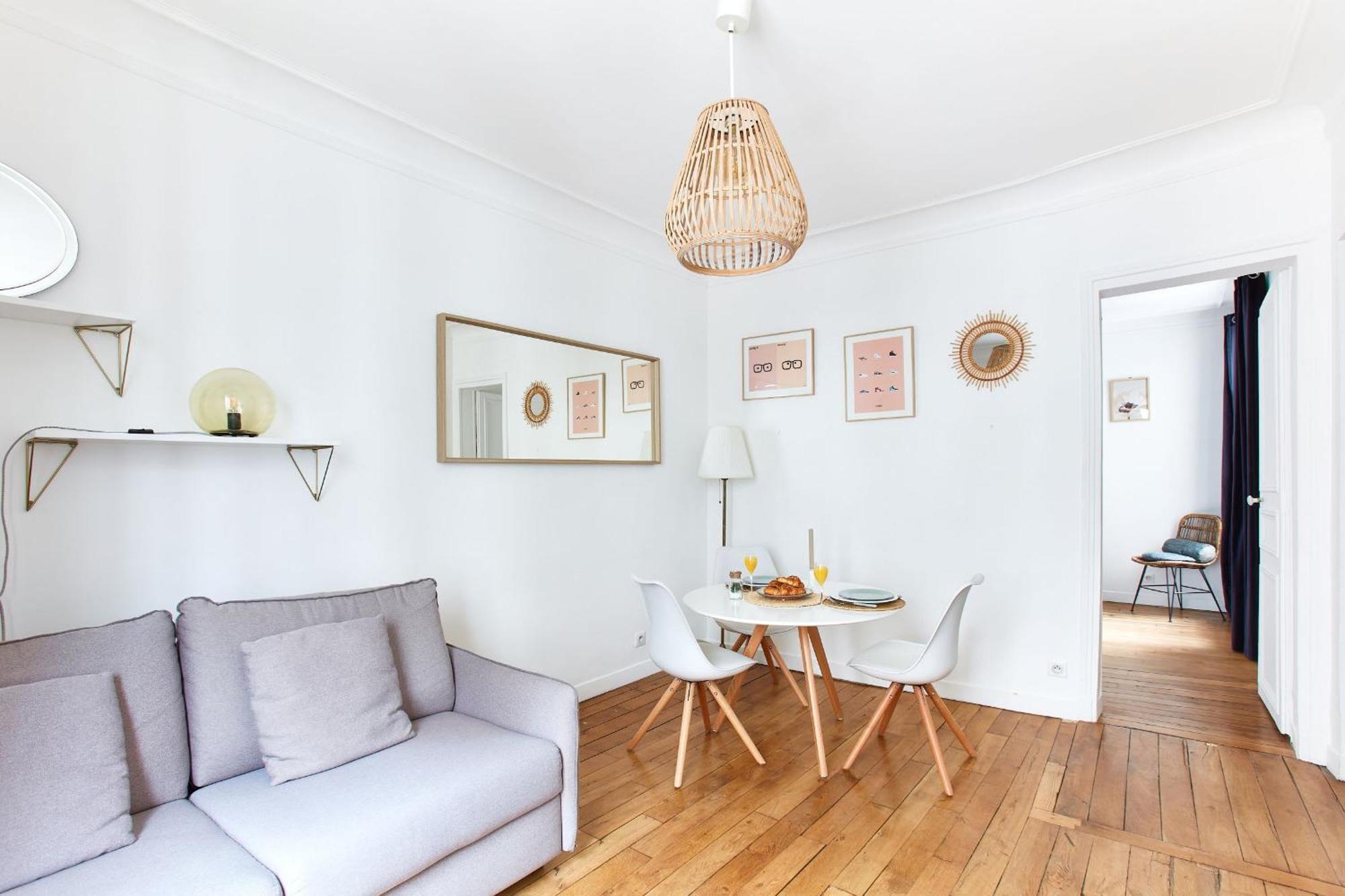 Montmartre & Rue Durantin - 1Br - Cityapartmentstay Párizs Kültér fotó